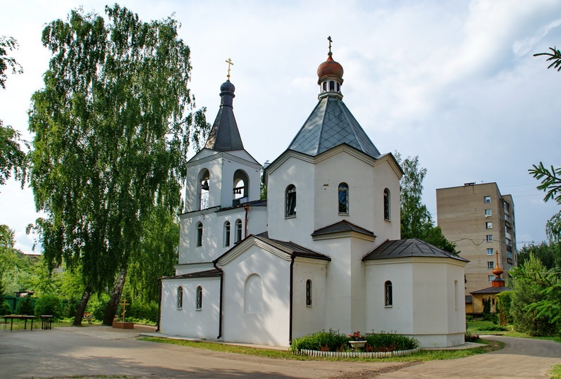 Храм в кокошкино. Храм веры, надежды и любви в Кокошкино. Софийский храм Кокошкино. Кокошкино храм надежды веры надежды Любови. Храм веры надежды Любови и матери их Софии Подмосковье.