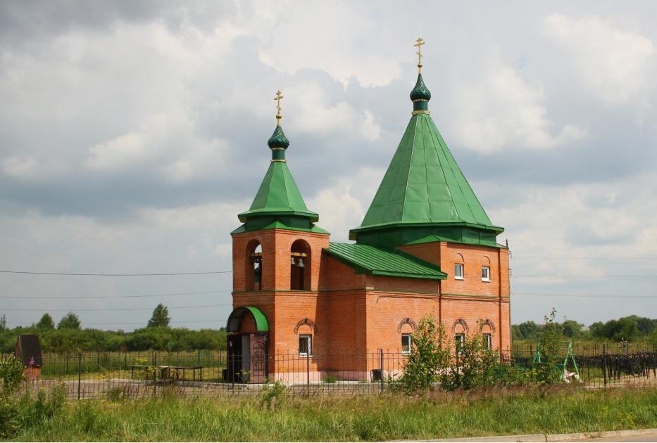 Храм праведного лазаря. Храм Лазаря Четверодневного Ярославль. Ярославль Осташинское кладбище, Церковь. Ярославль Осташинское кладбище Осташинское кладбище. Церковь на Осташинском кладбище.