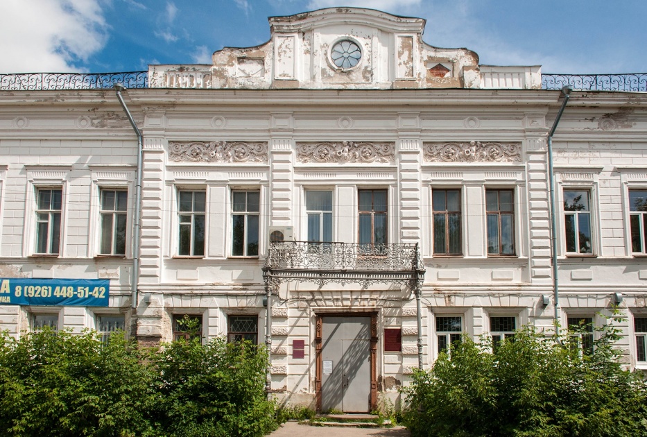 Особняк купца адамова. Особняк Жданова Симферополь. Дом купца Жданова в Кашине. Особняк купца Степана Корнилова. Кашин Купеческий дом.