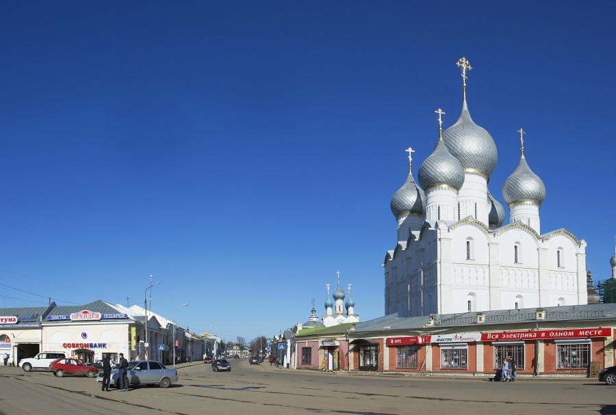 Соборная площадь ростов великий фото