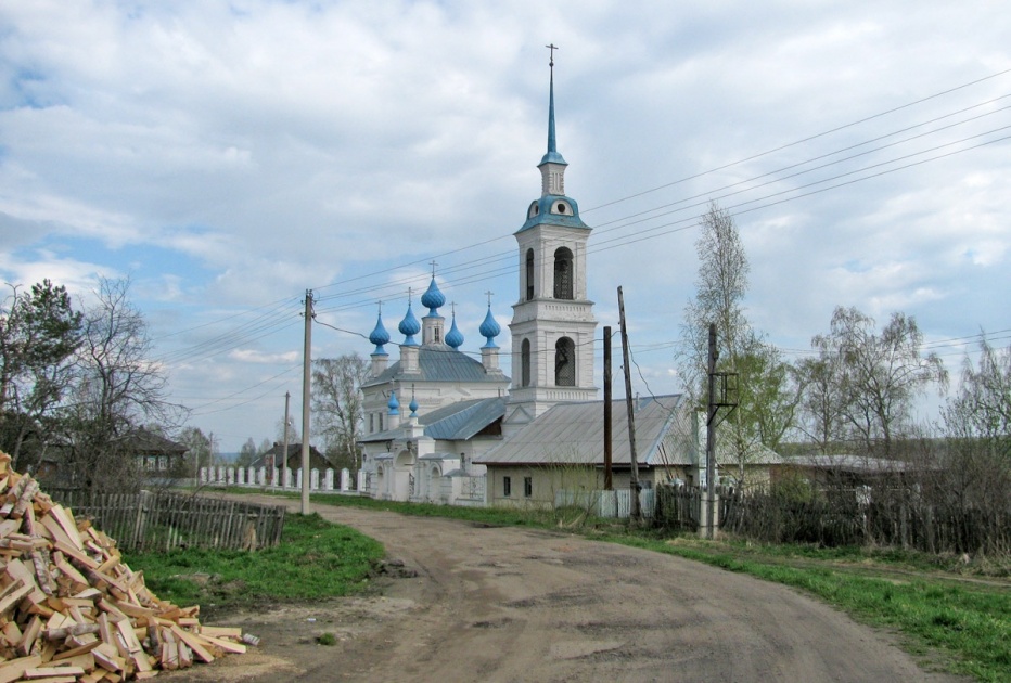 Ивана сусанина около села домнино. Село Домнино вотчина Романовых. Церковь Успения Пресвятой Богородицы Домнино. Деревня Домнино Костромская область. Церковь в Домнино Сусанинского района.