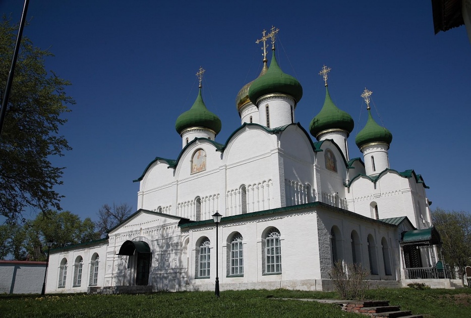 Фото суздальского проспекта владимира. Спасо-Преображенский собор Суздаль. Спасский собор Суздаль. Преображенский монастырь Суздаль. Церковь Спаса в Суздале.