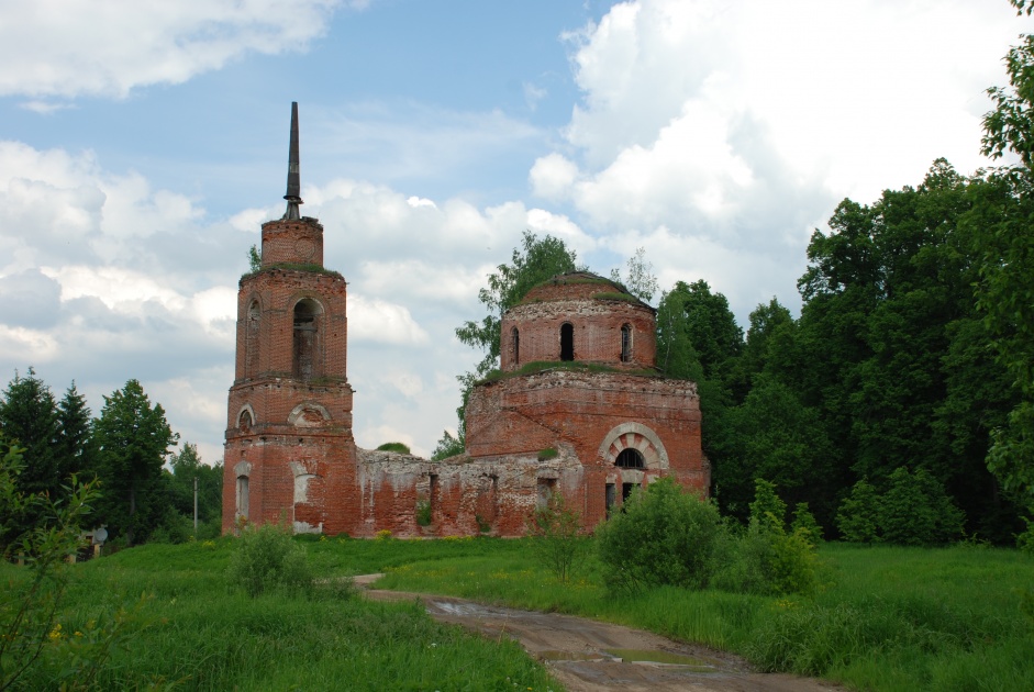 Храм Воскресения Христова Пискаревка