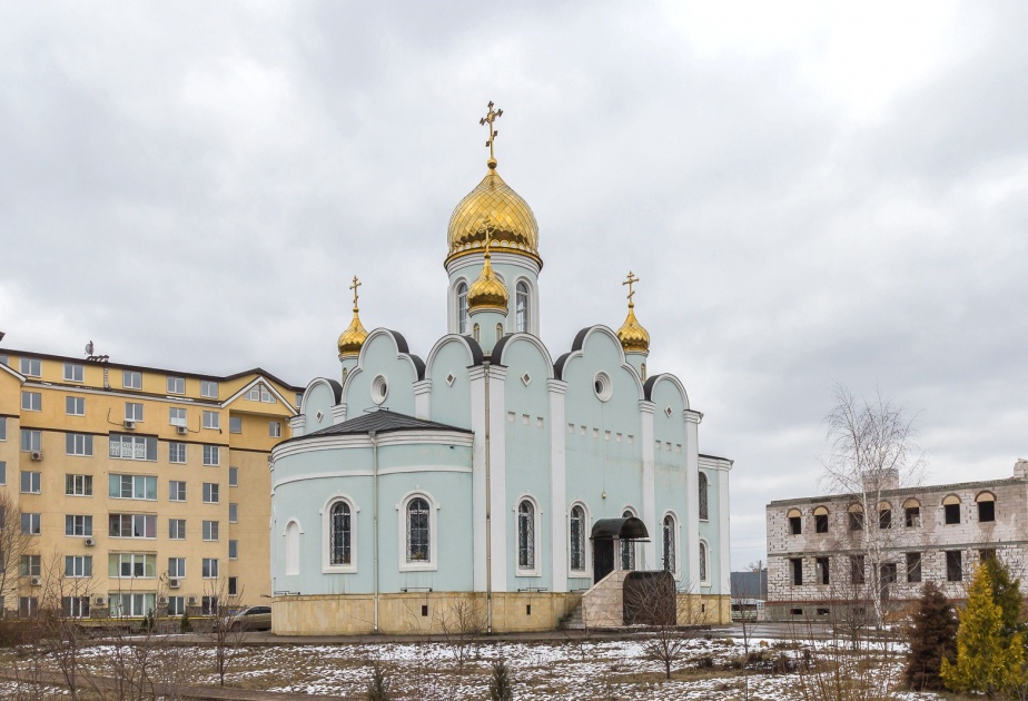 Храм родники раменский. Церковь Родники Раменский район. Церковь Рождества Христова в Родниках. Храм в Родниках Раменского района. Христорождественский храм в Родники.