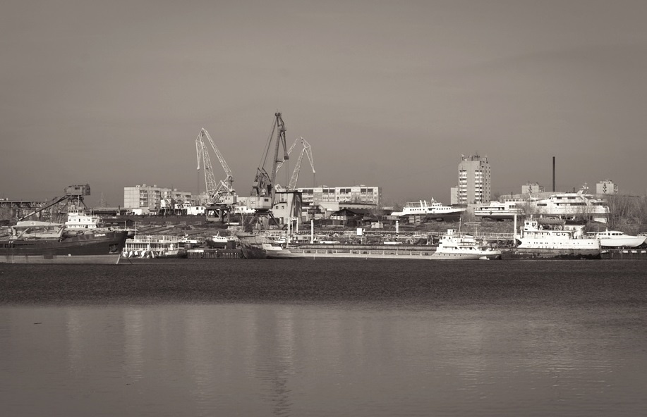 тольяттинской судоремонтный завод 1986. тольяттинский судоремонтный завод фото. тольяттинский судоремонтный завод. самарский судоремонтный завод. судоремонтный завод тольятти слип.